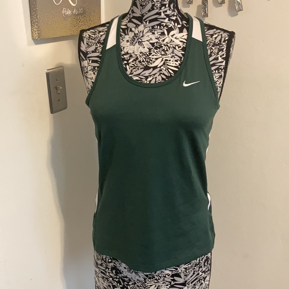 Nike Tennis bra top - Picture 2 of 8